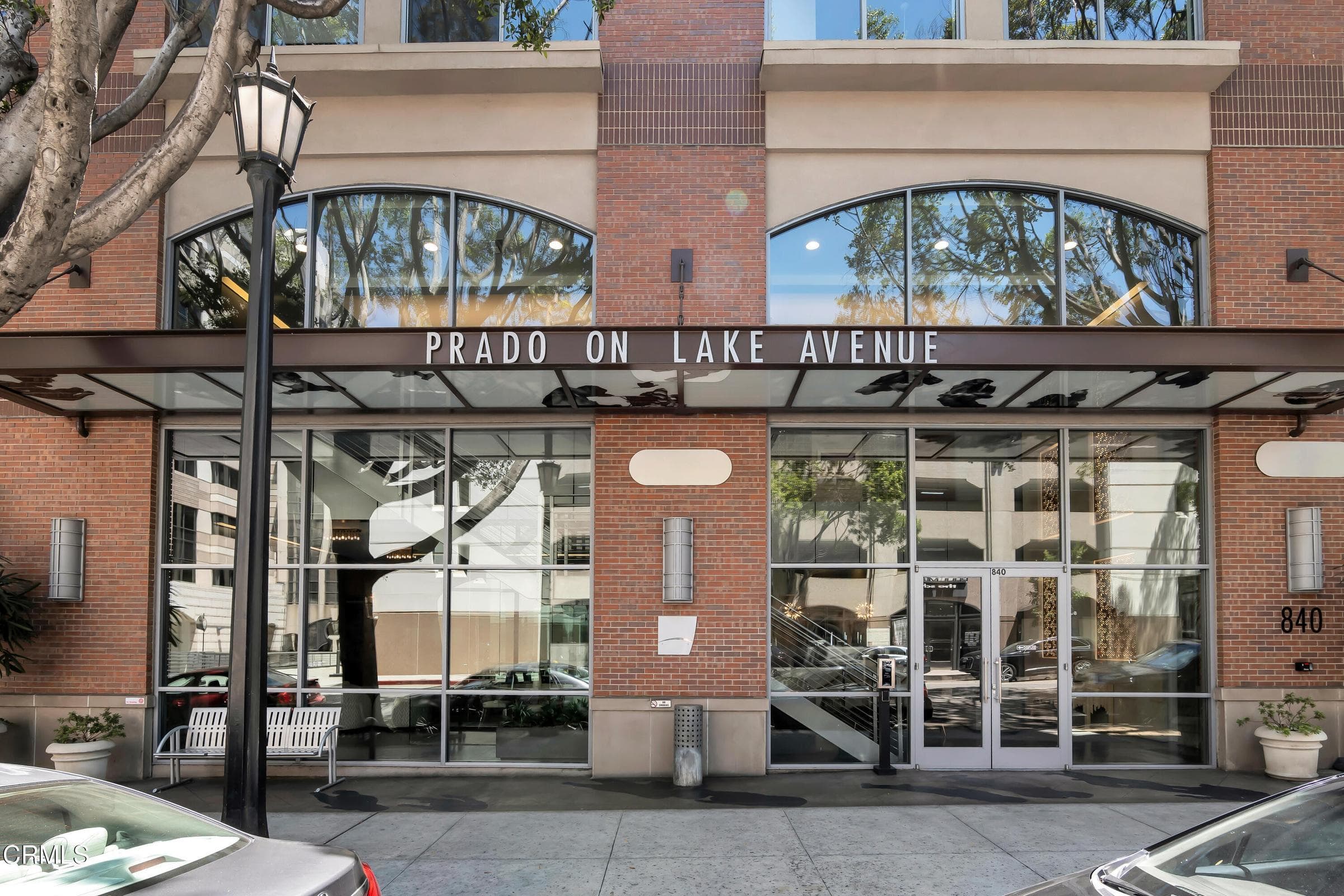 840 E Green St- HsHProd-45