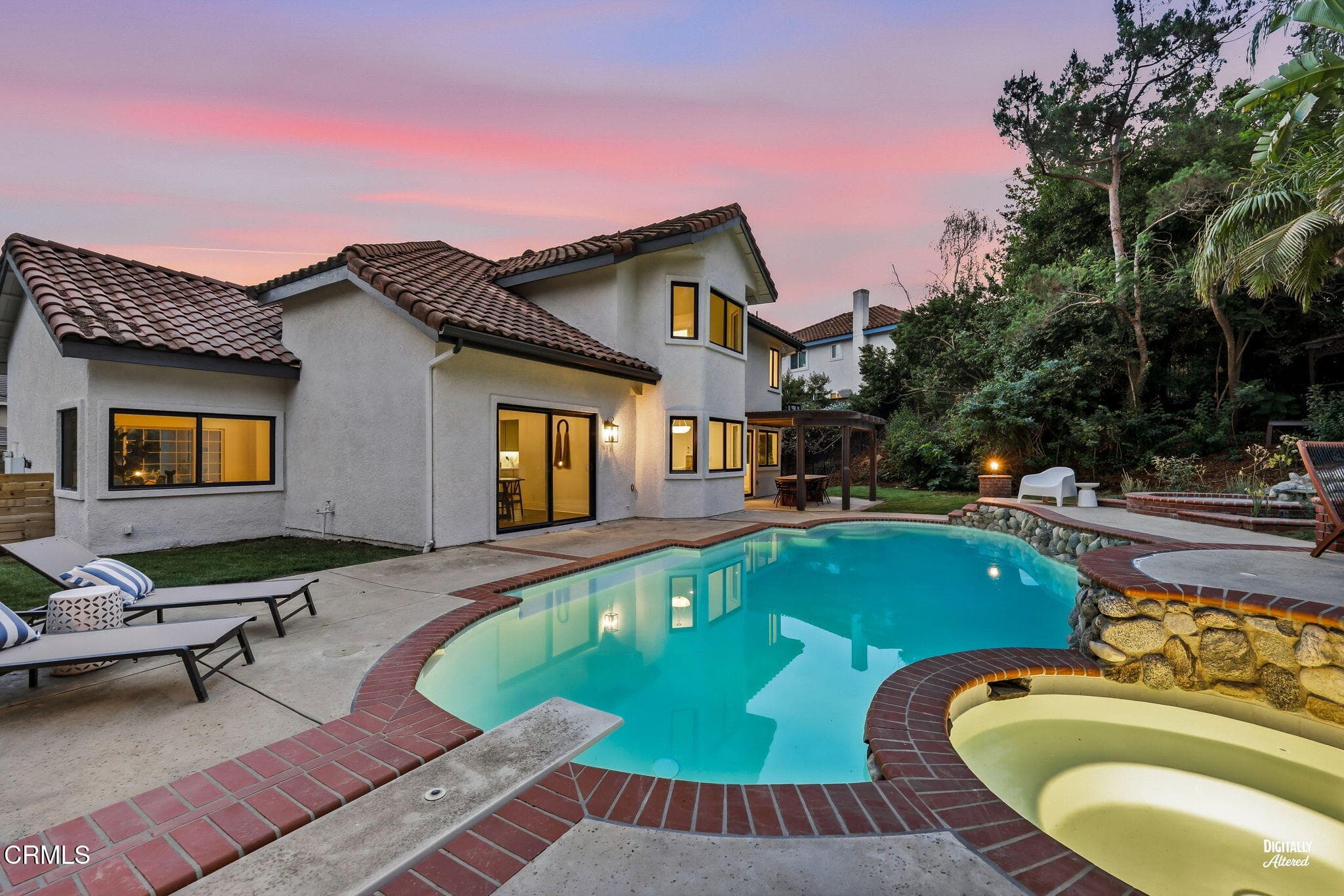 Pool & Spa