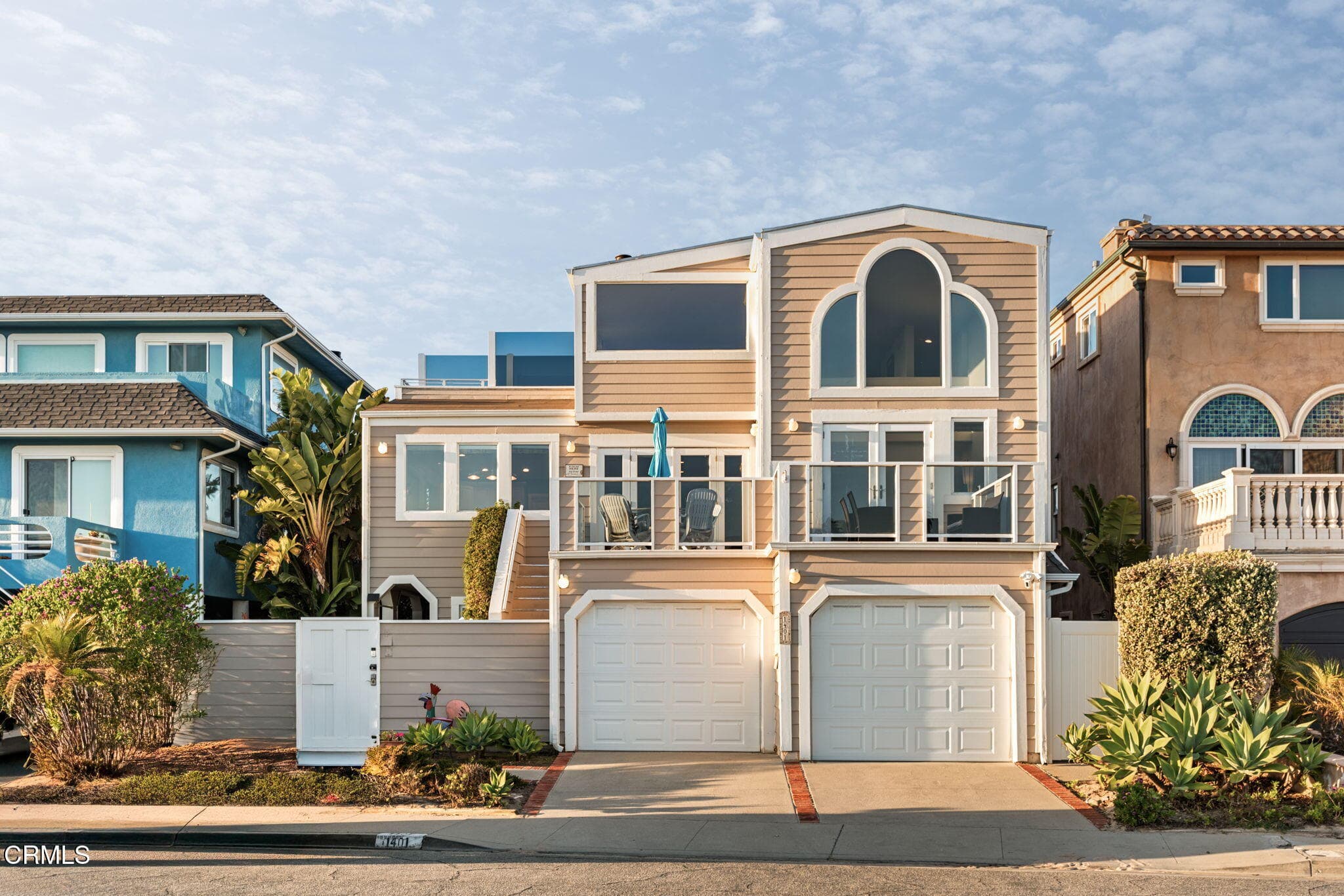 2-web-or-mls-805MW-1401GreenockLn-38