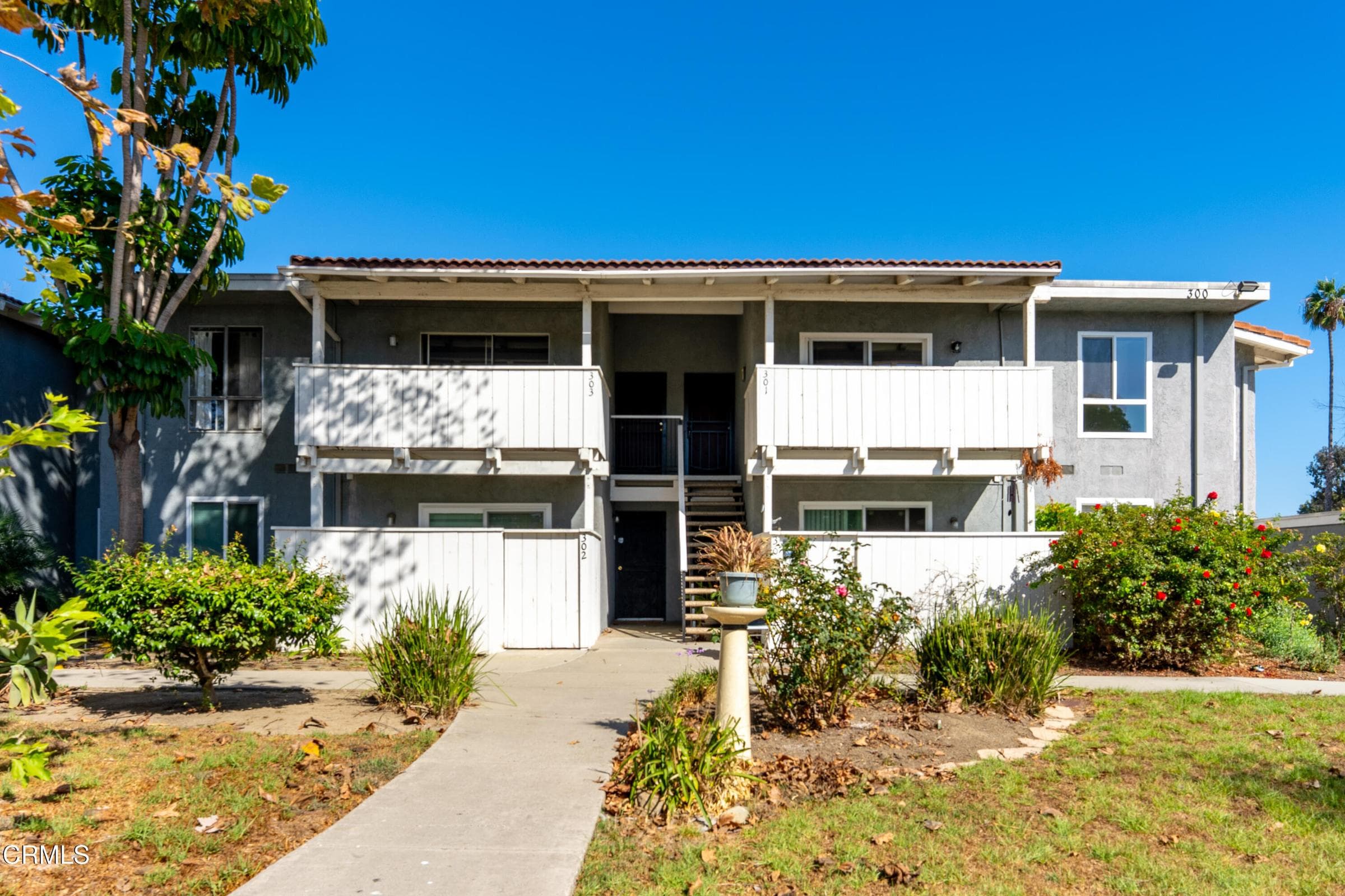 1300 Saratoga #301 MLS-2