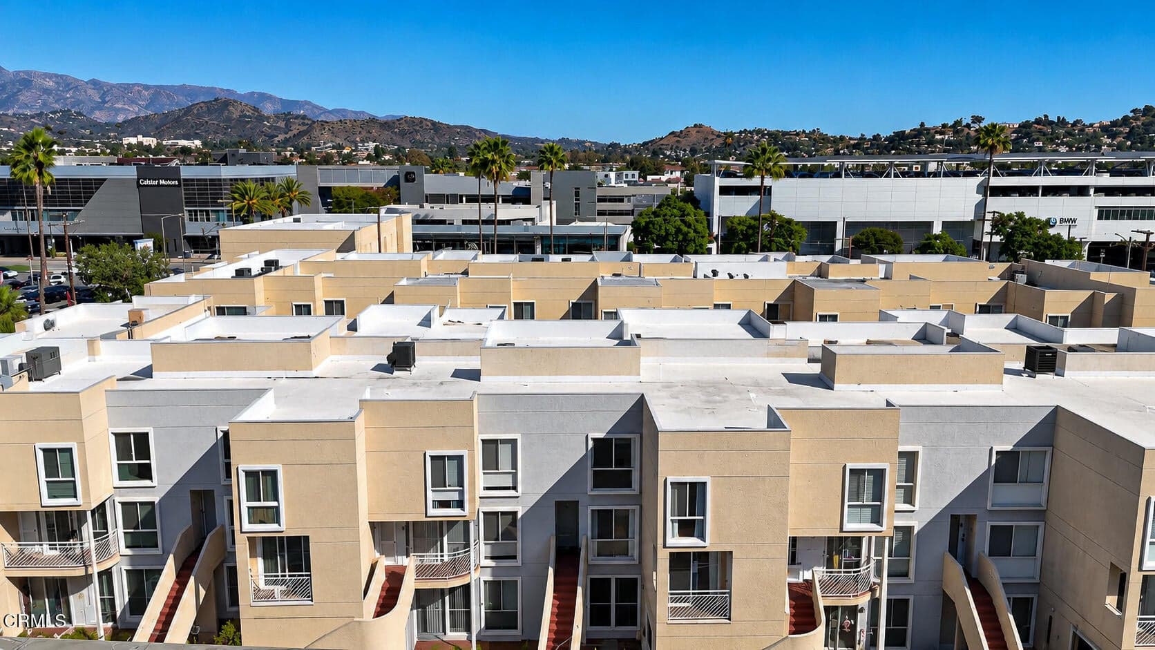 Clean Townhouses with Calstar Motors and