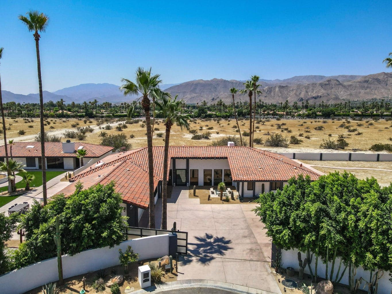 Hero image for Tamarisk Country Club