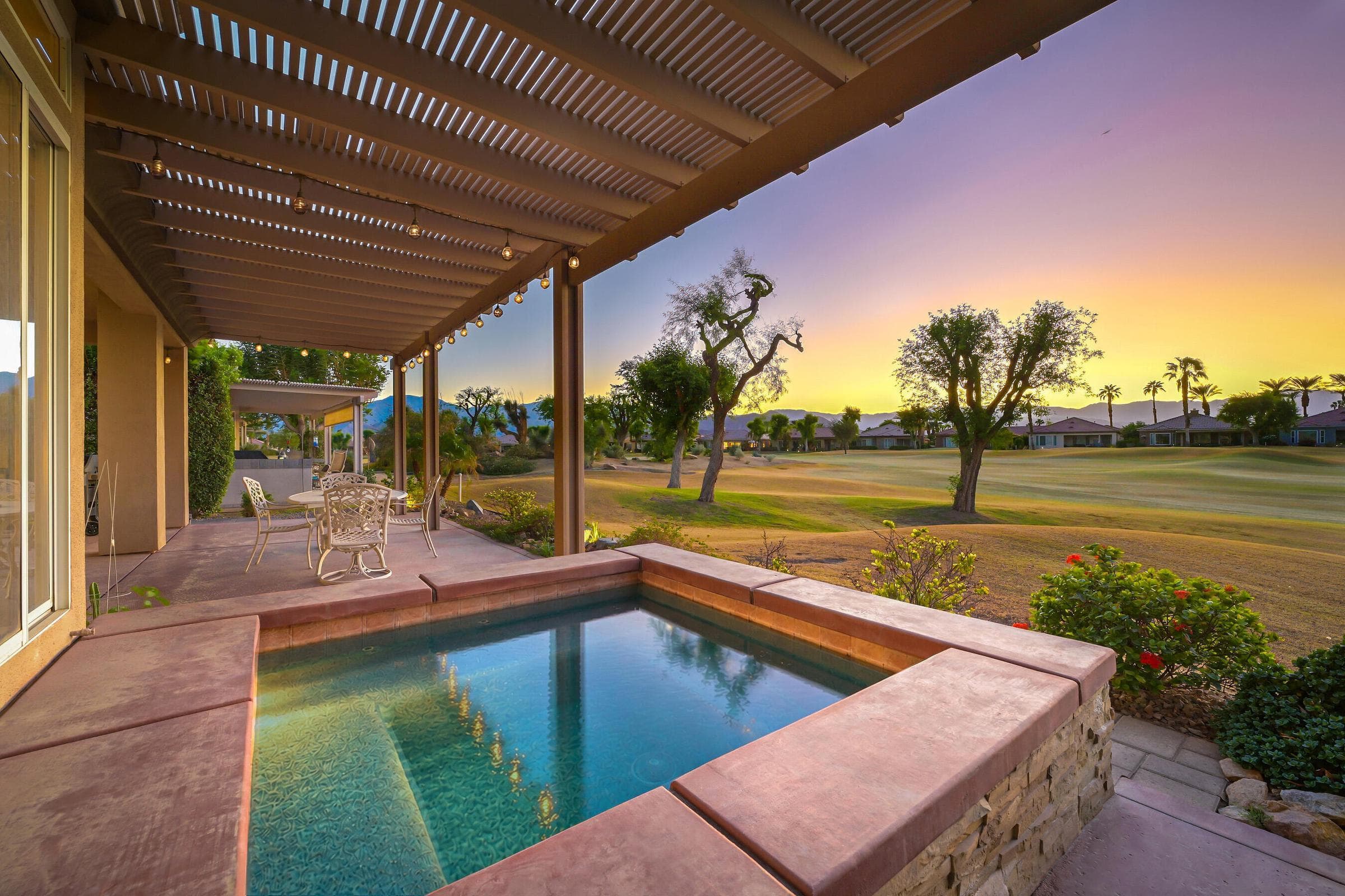 43335-heritage-palms-night-014