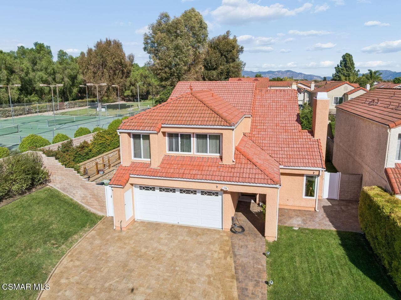 2526 glenhurst