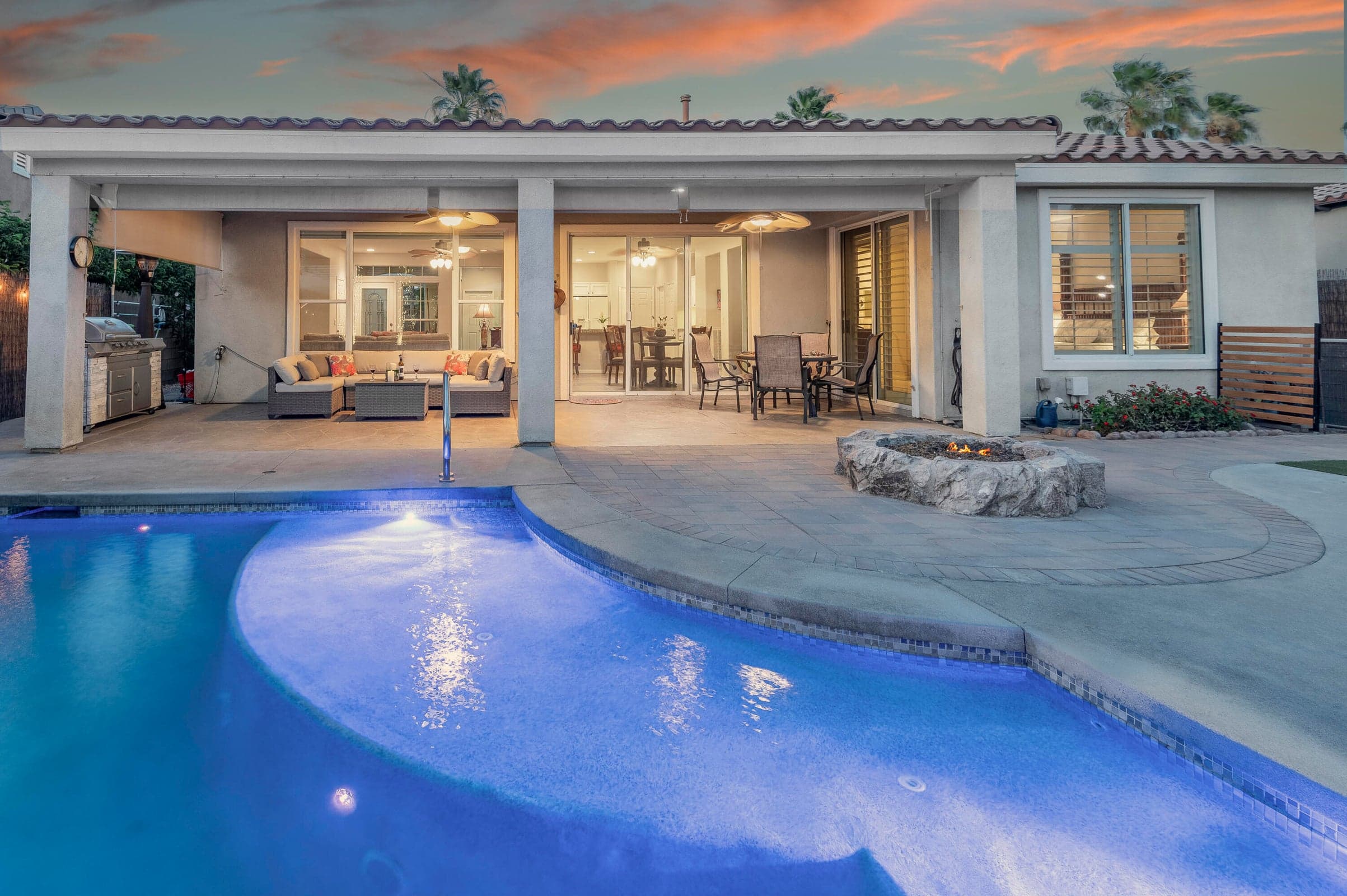 Tropical Oasis, 1,835 sq.ft. 3 BD, 3BA home w/Casita.