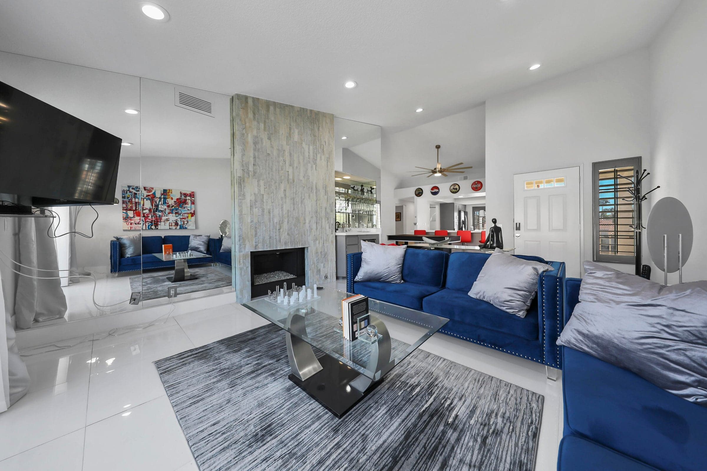 001 LIVING ROOM